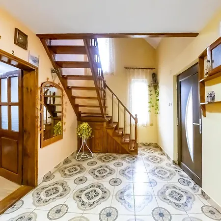 Casa Ionela